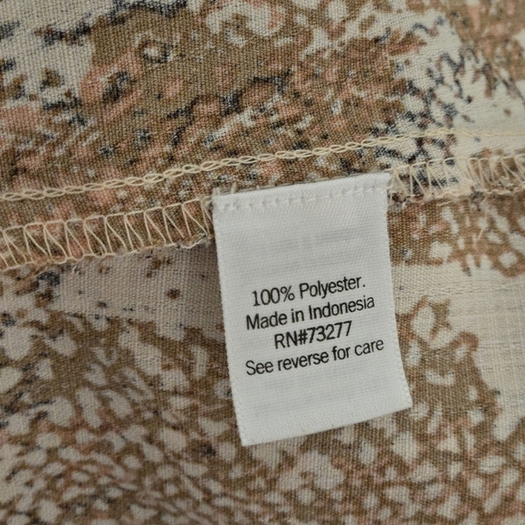 Nine West Blouse Top Women's M White Brown Snake Skin Print V Neck Button Front - Picture 8 of 9